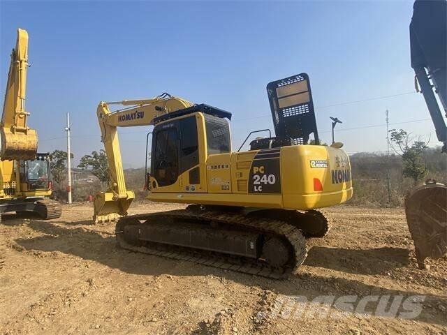 Komatsu PC 240-8 Kāpurķēžu ekskavatori