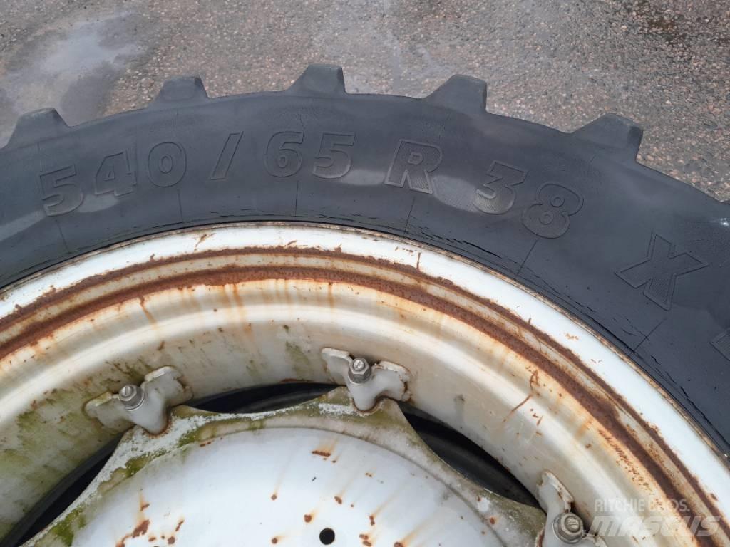 Michelin 540/65R38 Riepas, riteņi un diski