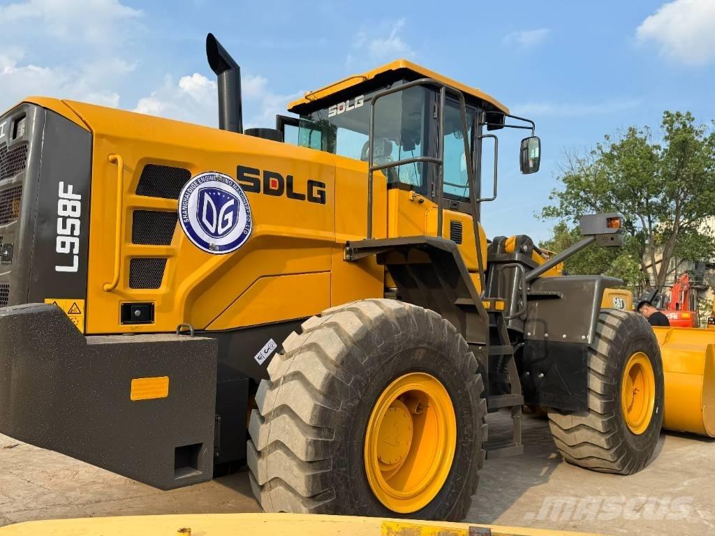SDLG 958F Iekrāvēji uz riteņiem