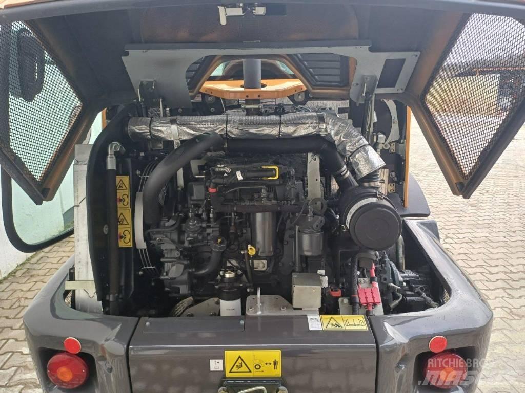 CASE 21 F S Iekrāvēji uz riteņiem