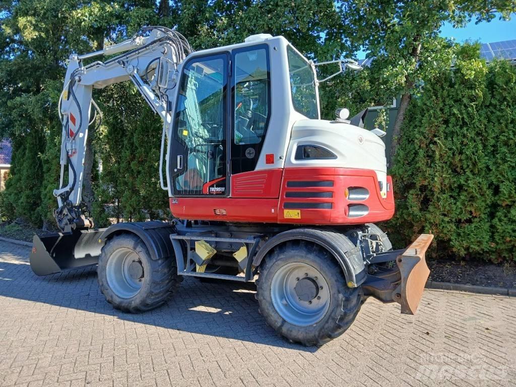 Takeuchi TB 295 W Ekskavatori uz riteņiem