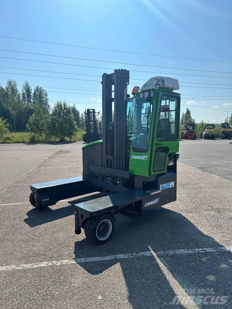 Combilift C 4000 E Pārvadātājs iekraušanai no sāniem
