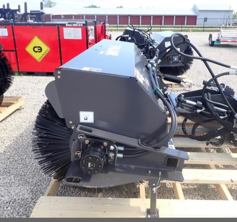 Sweepster 220 84” Birstes