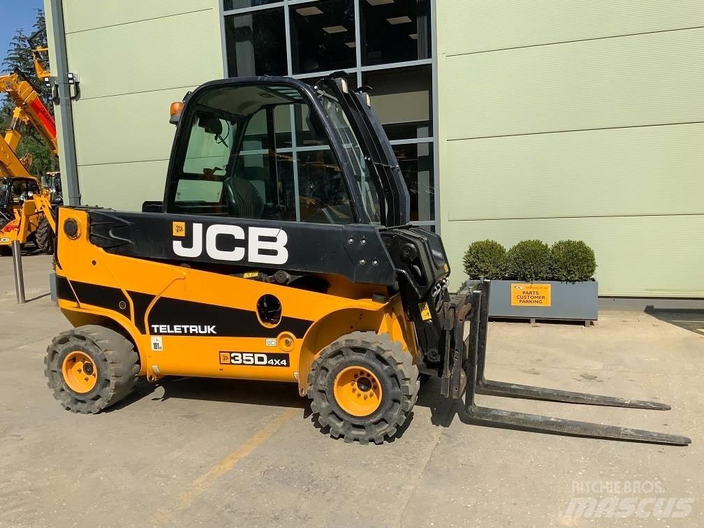 JCB TLT35D 4X4 Teleskopiskie manipulatori