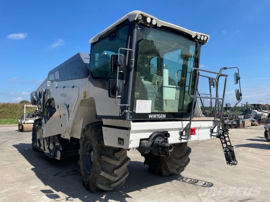 Wirtgen WR 240I Asfalta savācējs