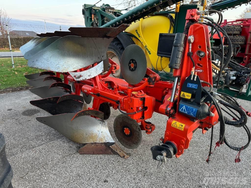 Kuhn Vari-Master 123 Maiņvērsējarkli