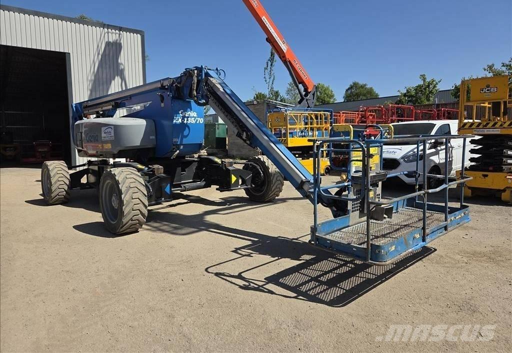Genie ZX 135/70 Strēles pacēlāji