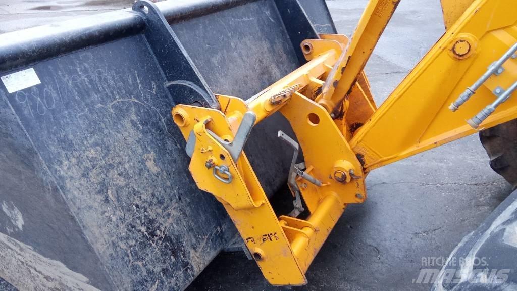 JCB 532-70 Teleskopiskie manipulatori