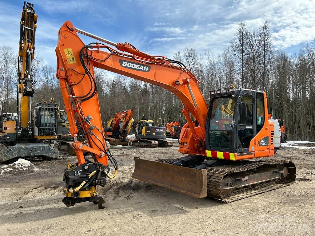 Doosan DX 140 LCR-3 Kāpurķēžu ekskavatori