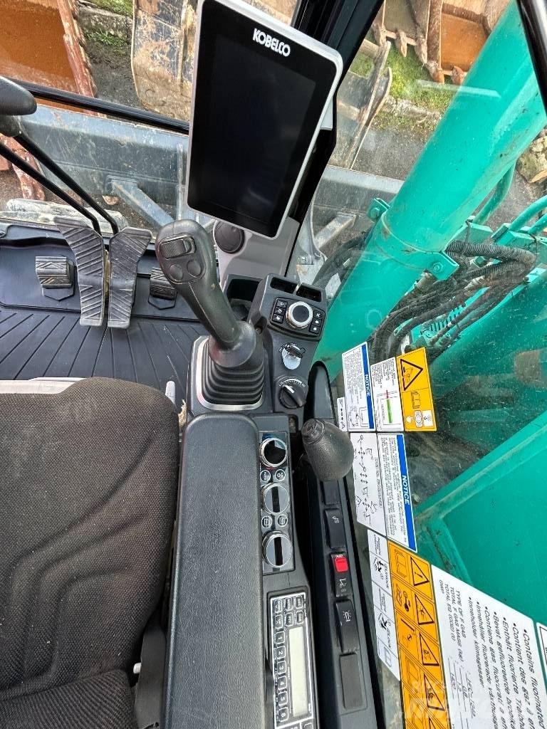 Kobelco SK 140 SR LC Kāpurķēžu ekskavatori