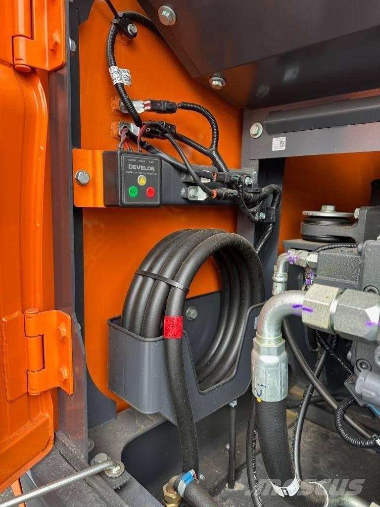 Develon DX 225 LC-7M Kāpurķēžu ekskavatori