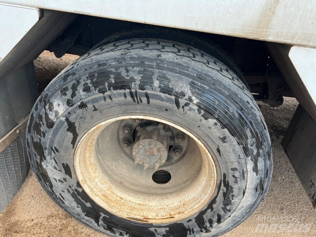 Ford F 750 XL Pilsētas atkritumvedēji