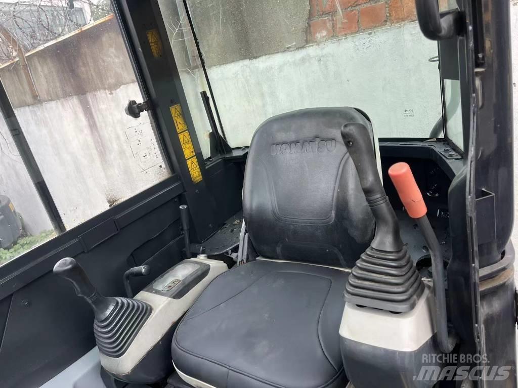 Komatsu PC 40 MR-2 Kāpurķēžu ekskavatori