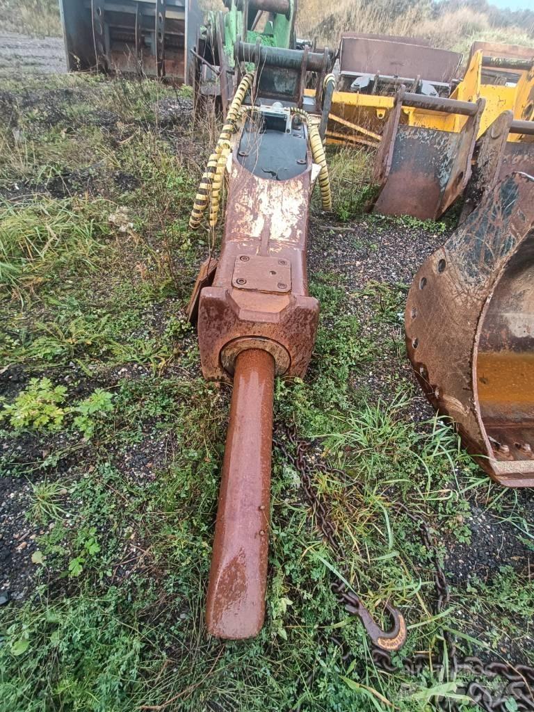 Furukawa F27 LN Hidrauliskie pāļu āmuri