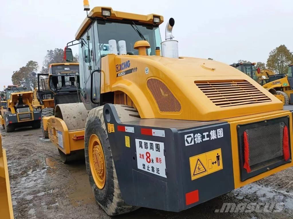 XCMG XC263J Vienvalča grunts veltņi