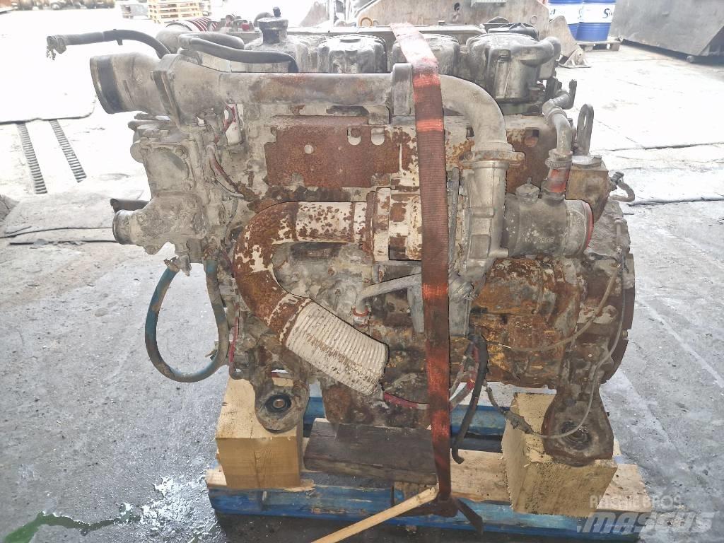 Liebherr D934S A4 Dzinēji