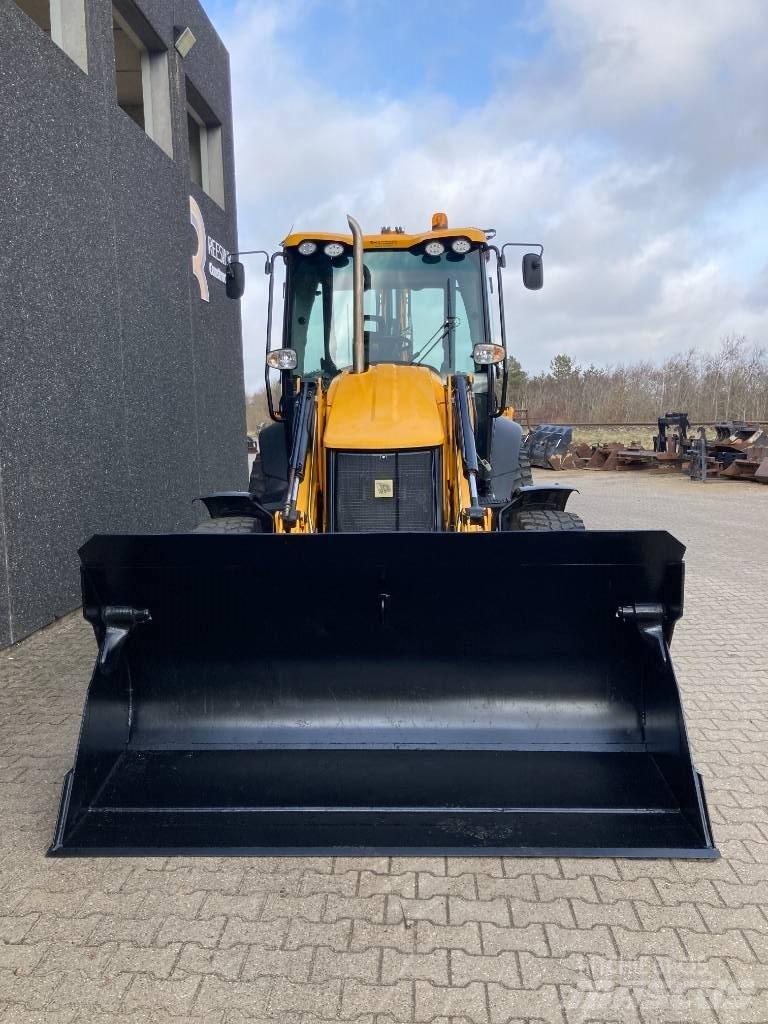 JCB 3 CX Ekskavatori-iekrāvēji