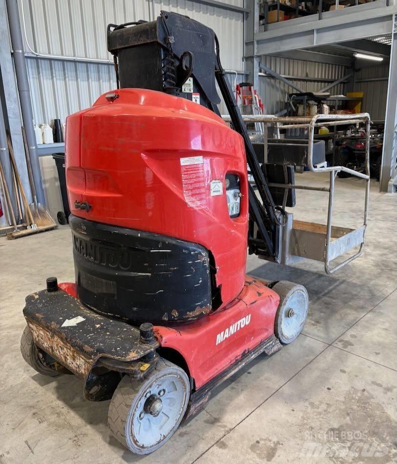 Manitou 100 VJR Vertikālie pacēlāji