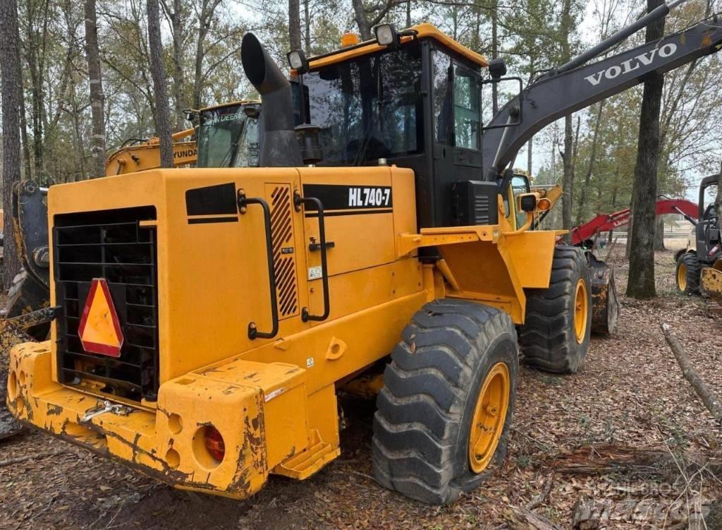 Hyundai HL 740-7 Iekrāvēji uz riteņiem