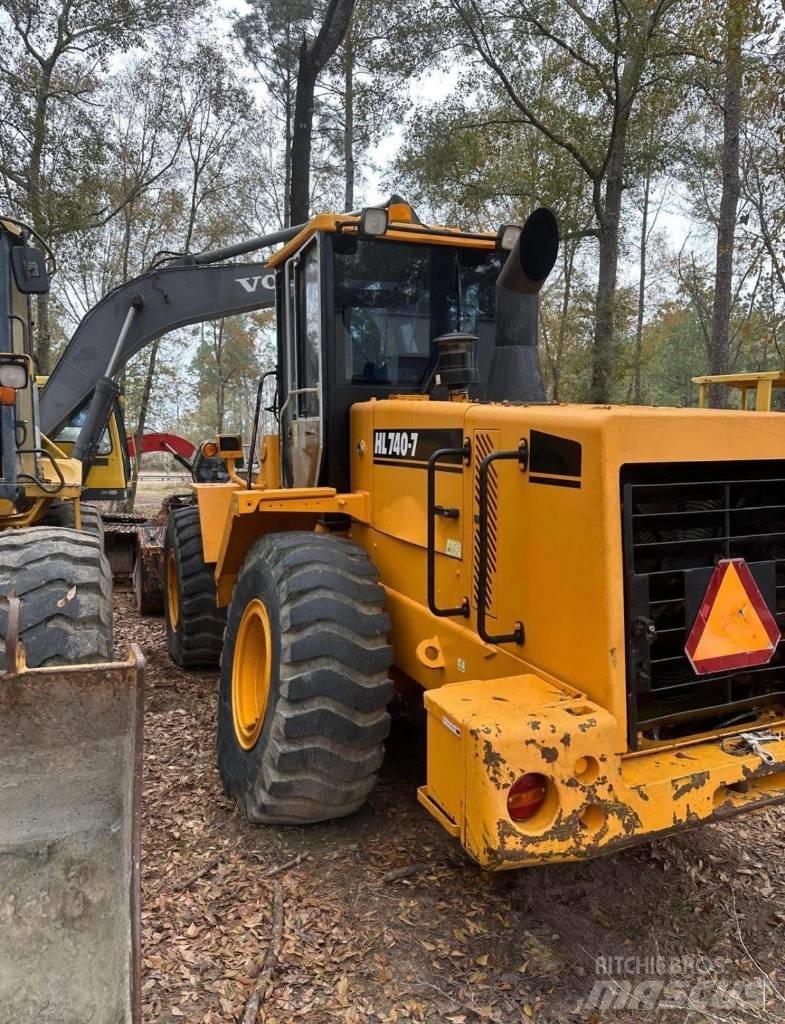 Hyundai HL 740-7 Iekrāvēji uz riteņiem