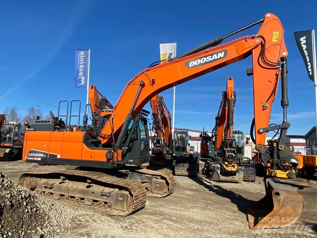 Doosan DX 235 LC-5 Kāpurķēžu ekskavatori