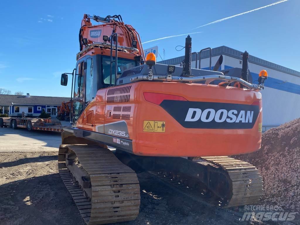 Doosan DX 235 LC-5 Kāpurķēžu ekskavatori