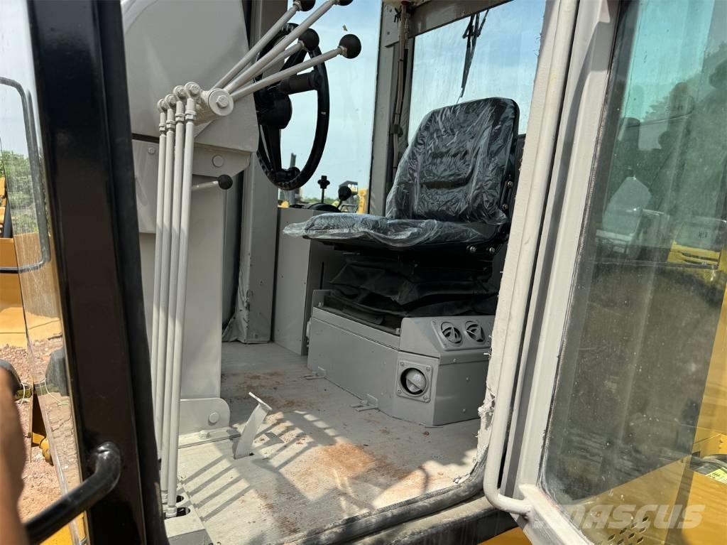 CAT 140 G Greideri