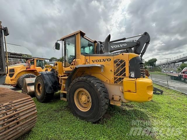 Volvo L 90 F Iekrāvēji uz riteņiem