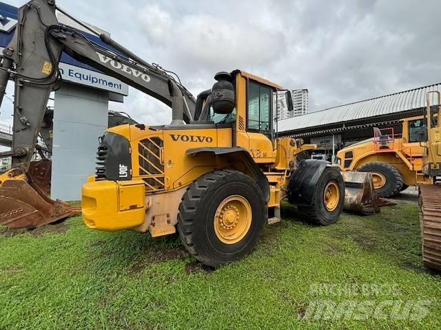 Volvo L 90 F Iekrāvēji uz riteņiem