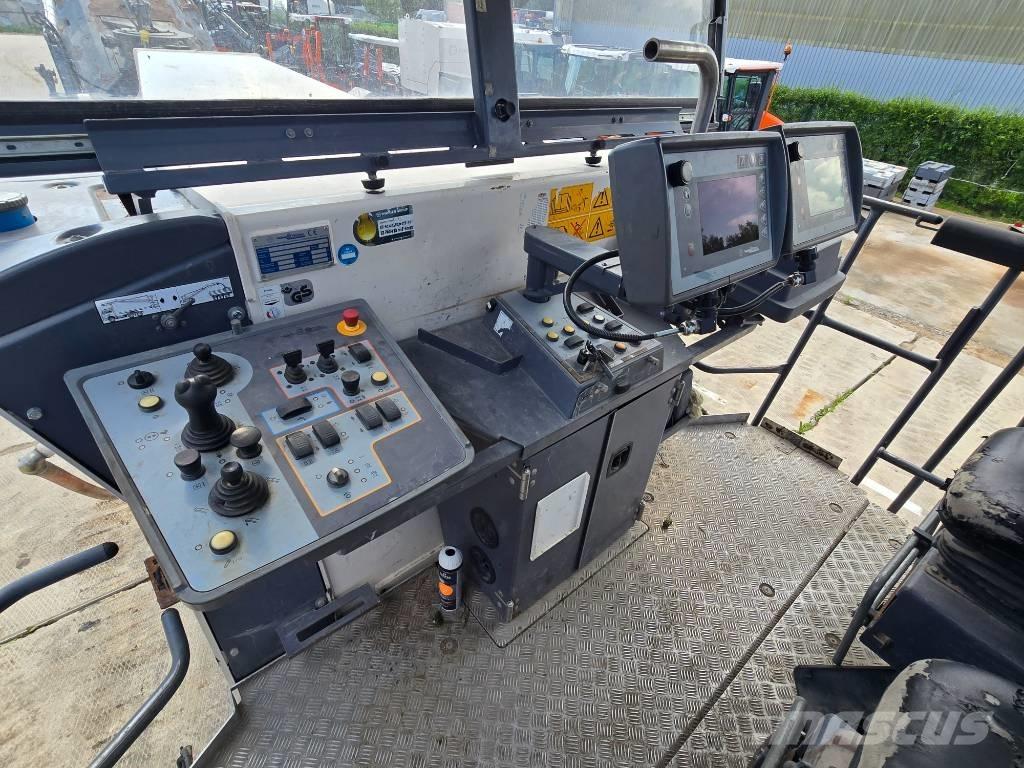 Wirtgen W220 Asfalta dzesēšanas iekārtas