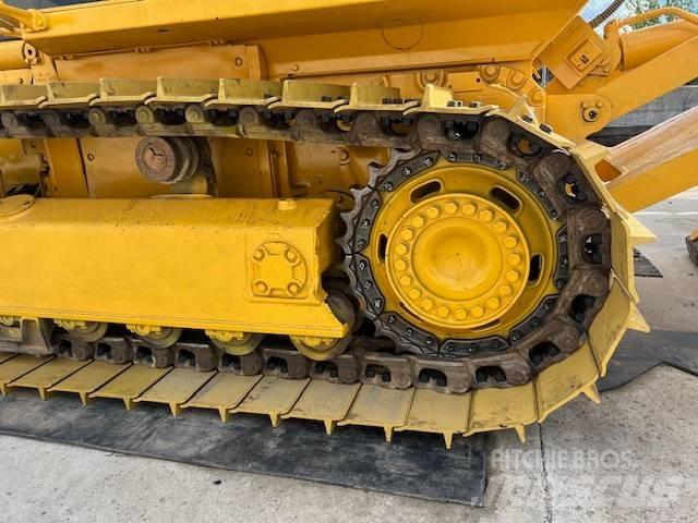 Komatsu D 61 EX-15 Kāpurķēžu buldozeri