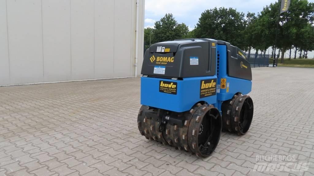 Bomag BMP 8500 Divvalču grunts veltņi