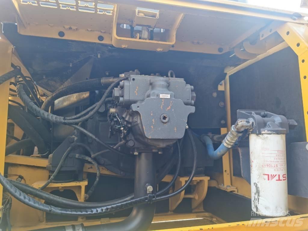 Komatsu PC 350-8 Kāpurķēžu ekskavatori