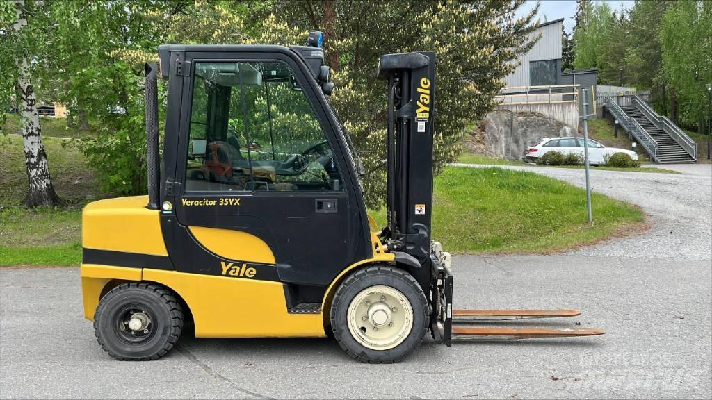 Yale GDP 35 VX Tehnika ar dīzeļa dzinēju