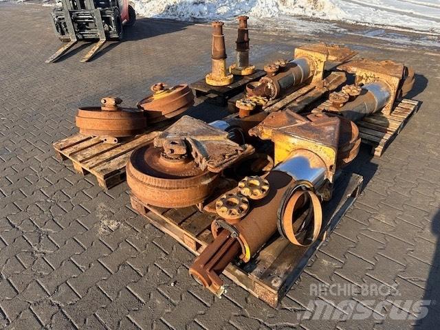 CAT D 6 R LGP III Sliedes, ķēdes un šasija