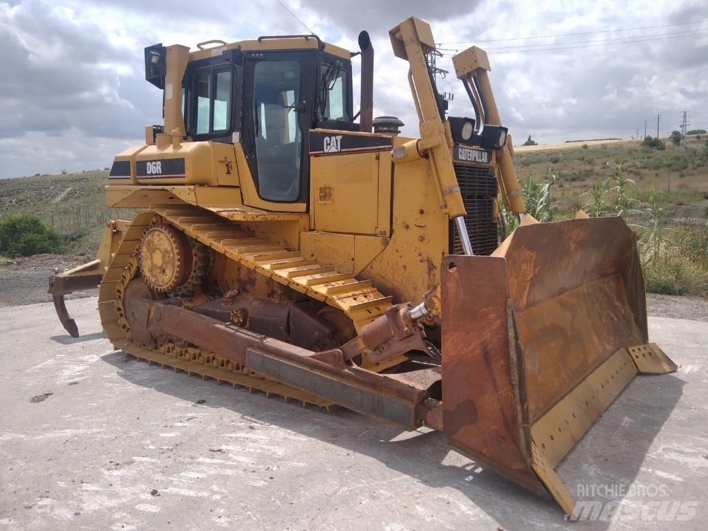 CAT D6 R XL Kāpurķēžu buldozeri