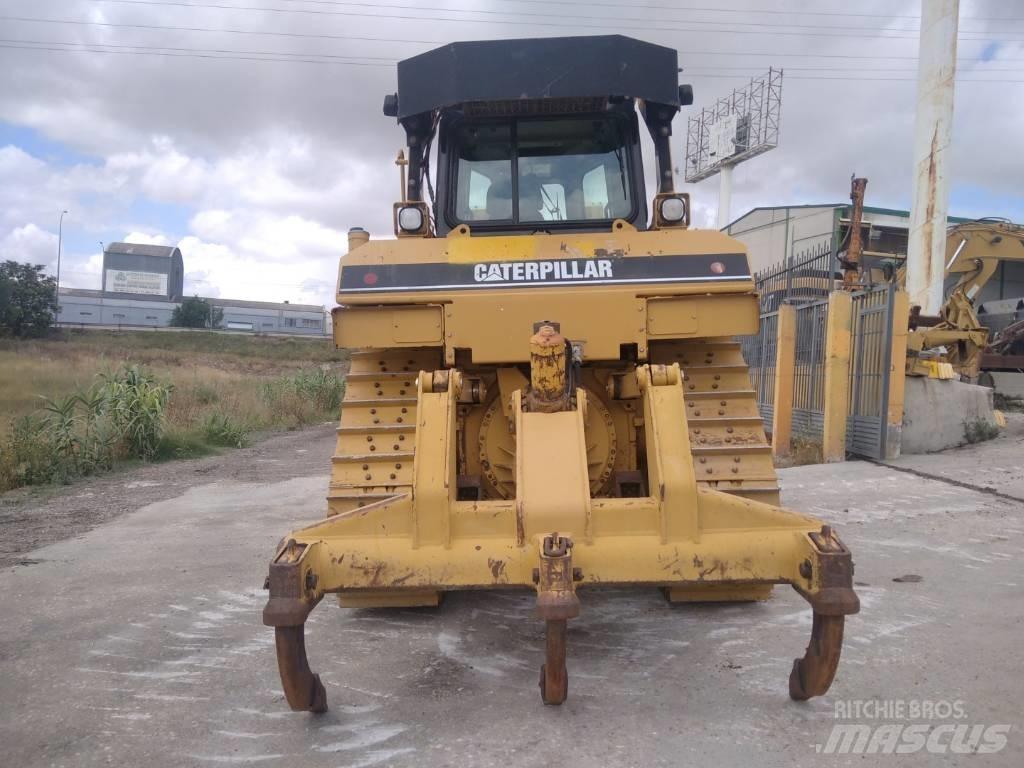 CAT D6 R XL Kāpurķēžu buldozeri