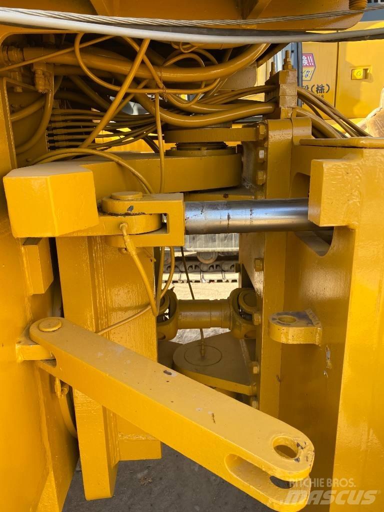 CAT 826 G Augsnes blīvētāji