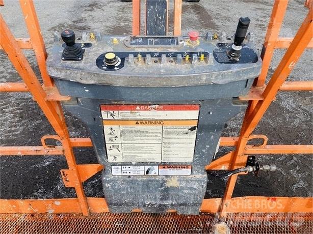 JLG 860 SJ Teleskopiskie pacēlāji