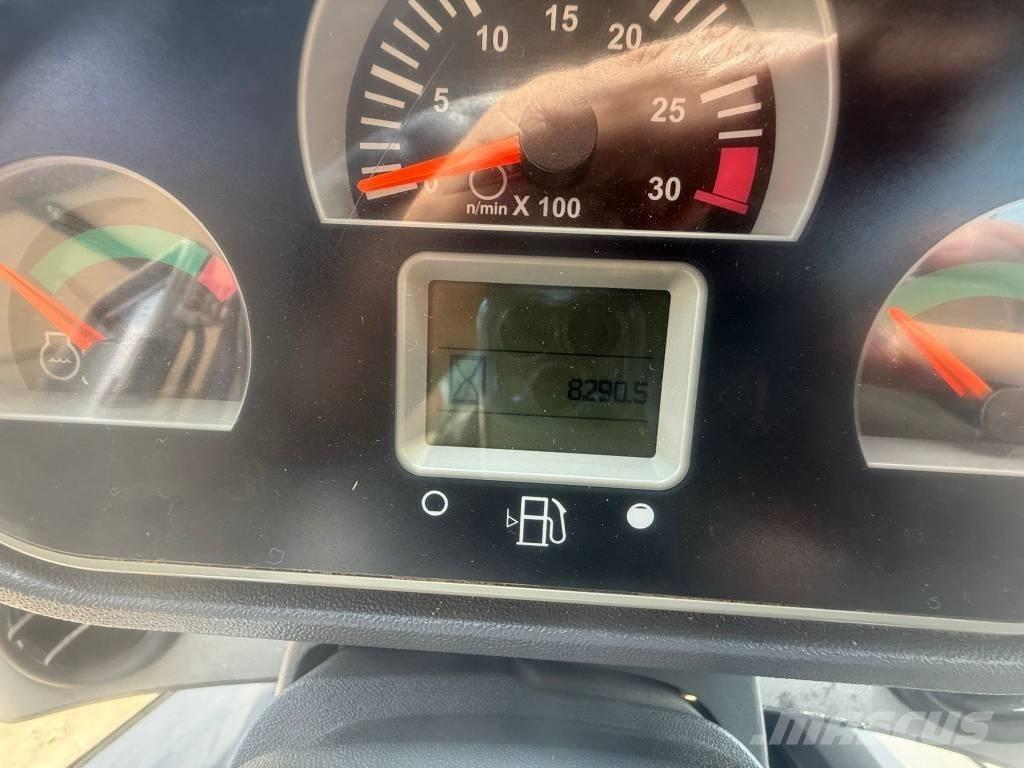 CAT 938 K Iekrāvēji uz riteņiem