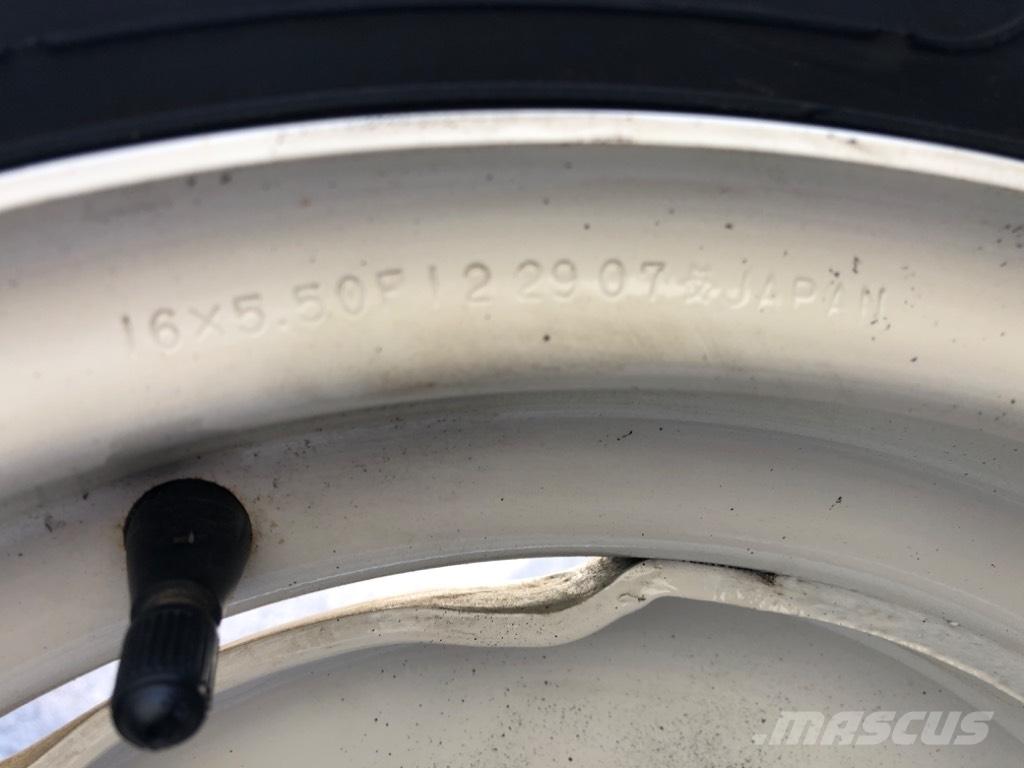 Bridgestone AS 7-16 Kompaktie traktori