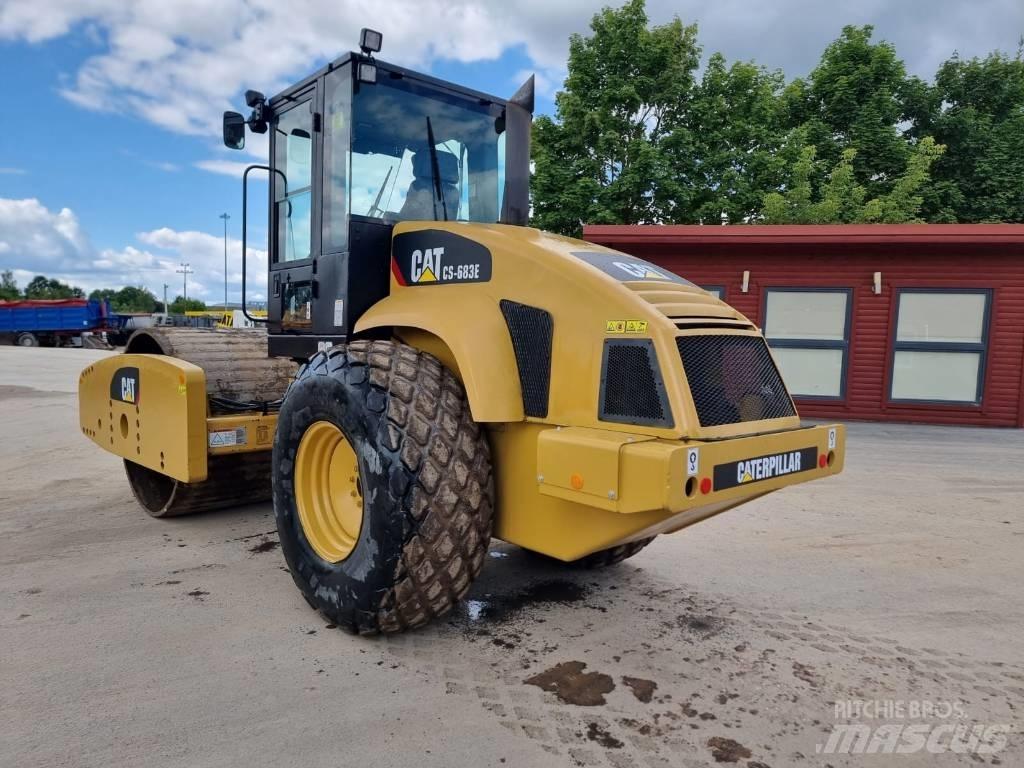 CAT CS 683 E Vienvalča grunts veltņi