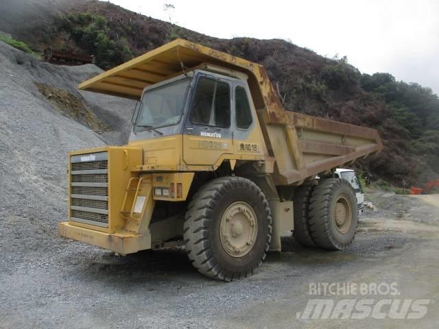 Komatsu HD325-6E0 Kāpurķēžu pašizkrāvējs