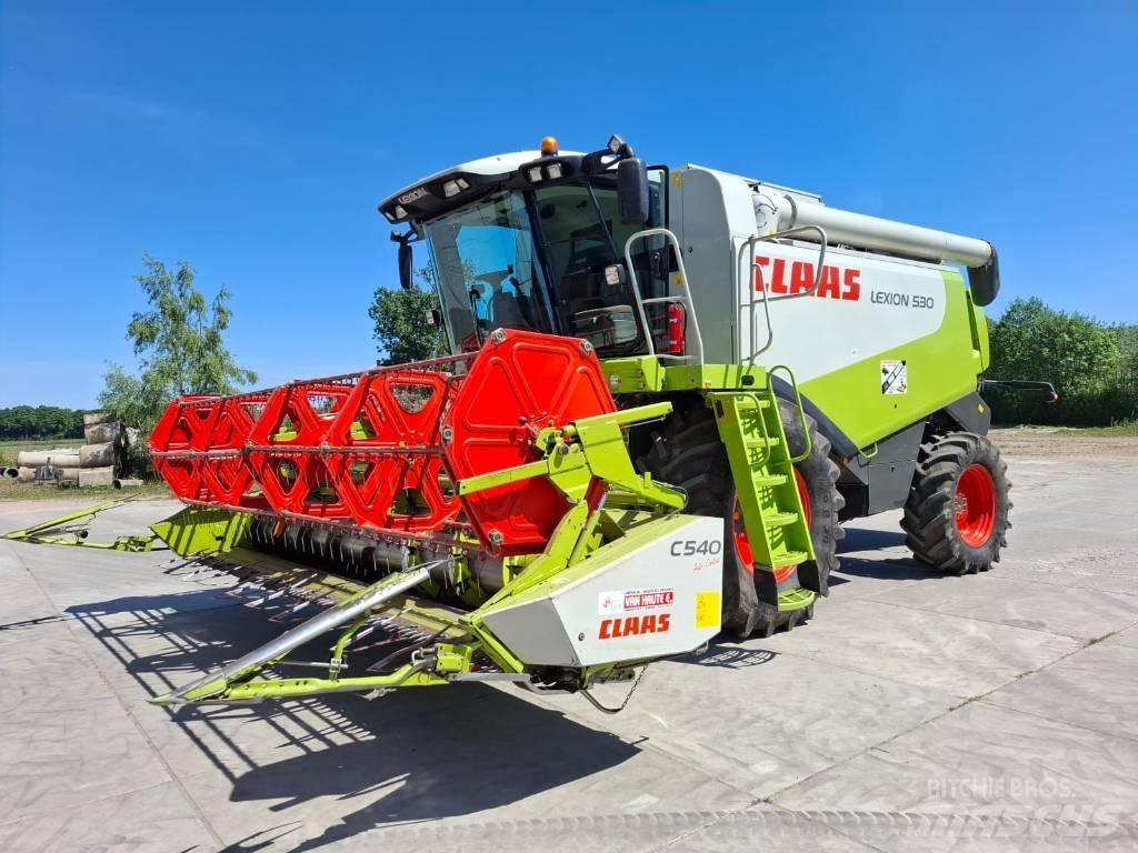 CLAAS Lexion 530 Ražas novākšanas kombaini