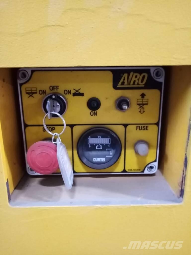 Airo X 14 EW Šķerveida pacēlāji