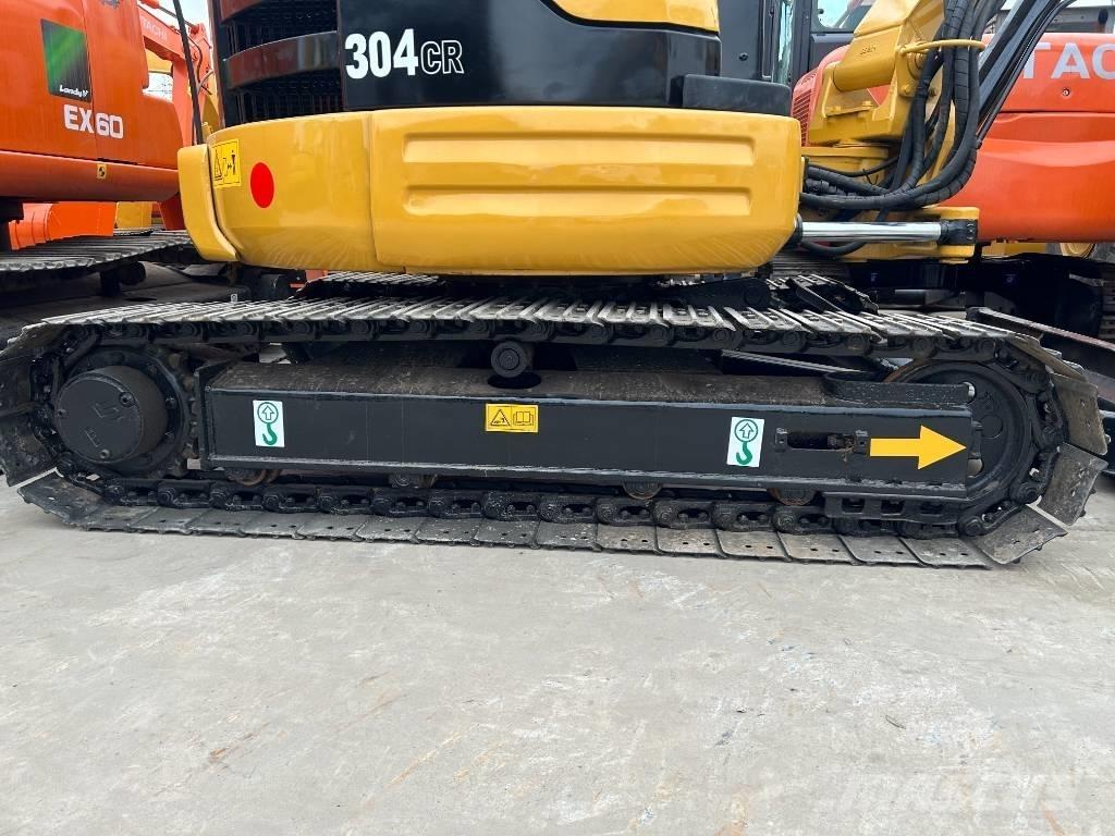 CAT 304 Kāpurķēžu ekskavatori