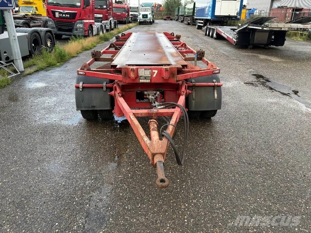 Esve 2 AS - SAF Konteineriekrāvēji