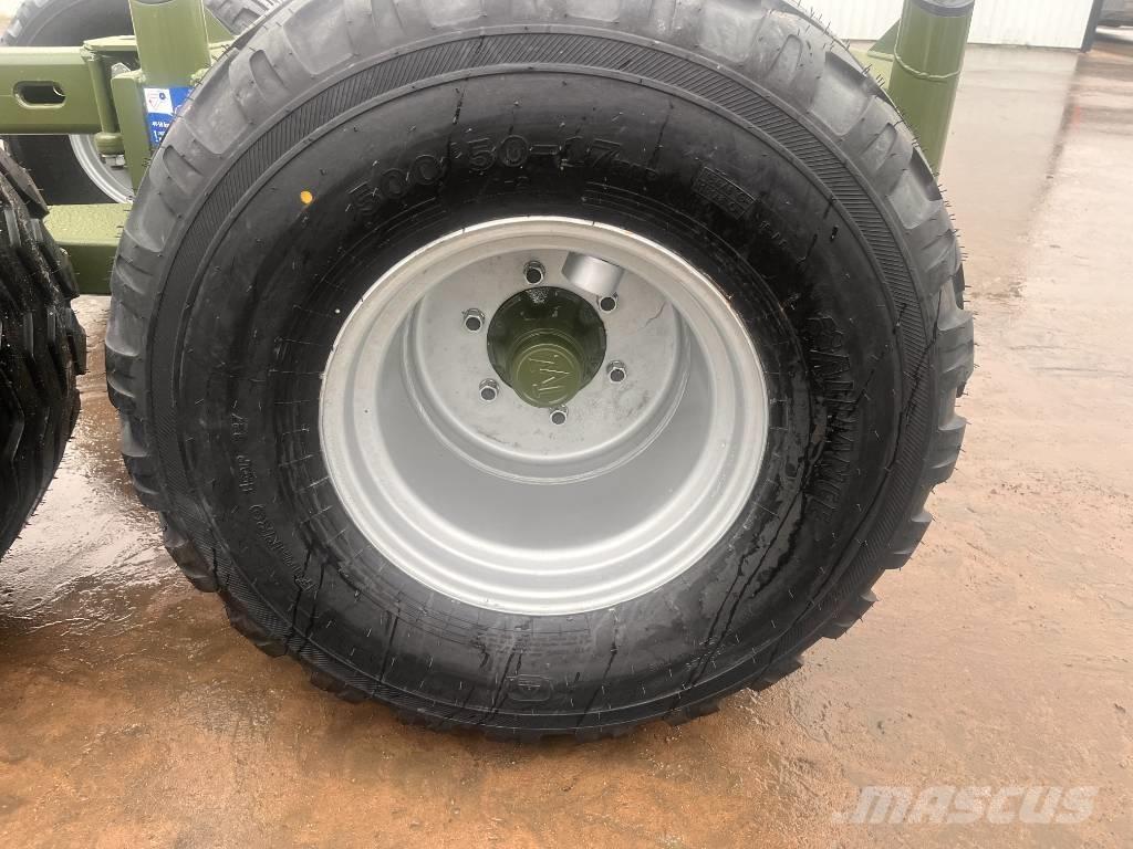 Farma T10 DS Meža piekabes