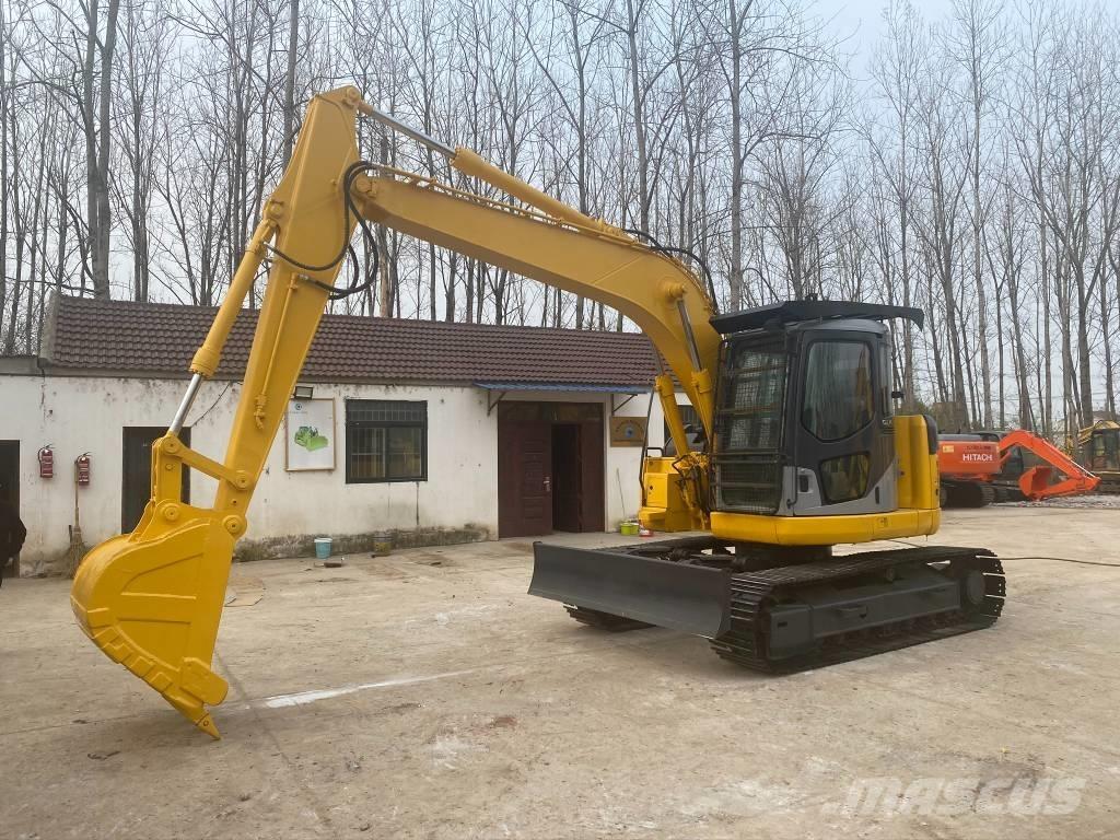Komatsu PC128US Kāpurķēžu ekskavatori