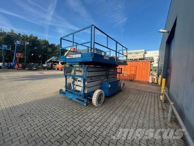 Holland Lift A151EV Šķerveida pacēlāji